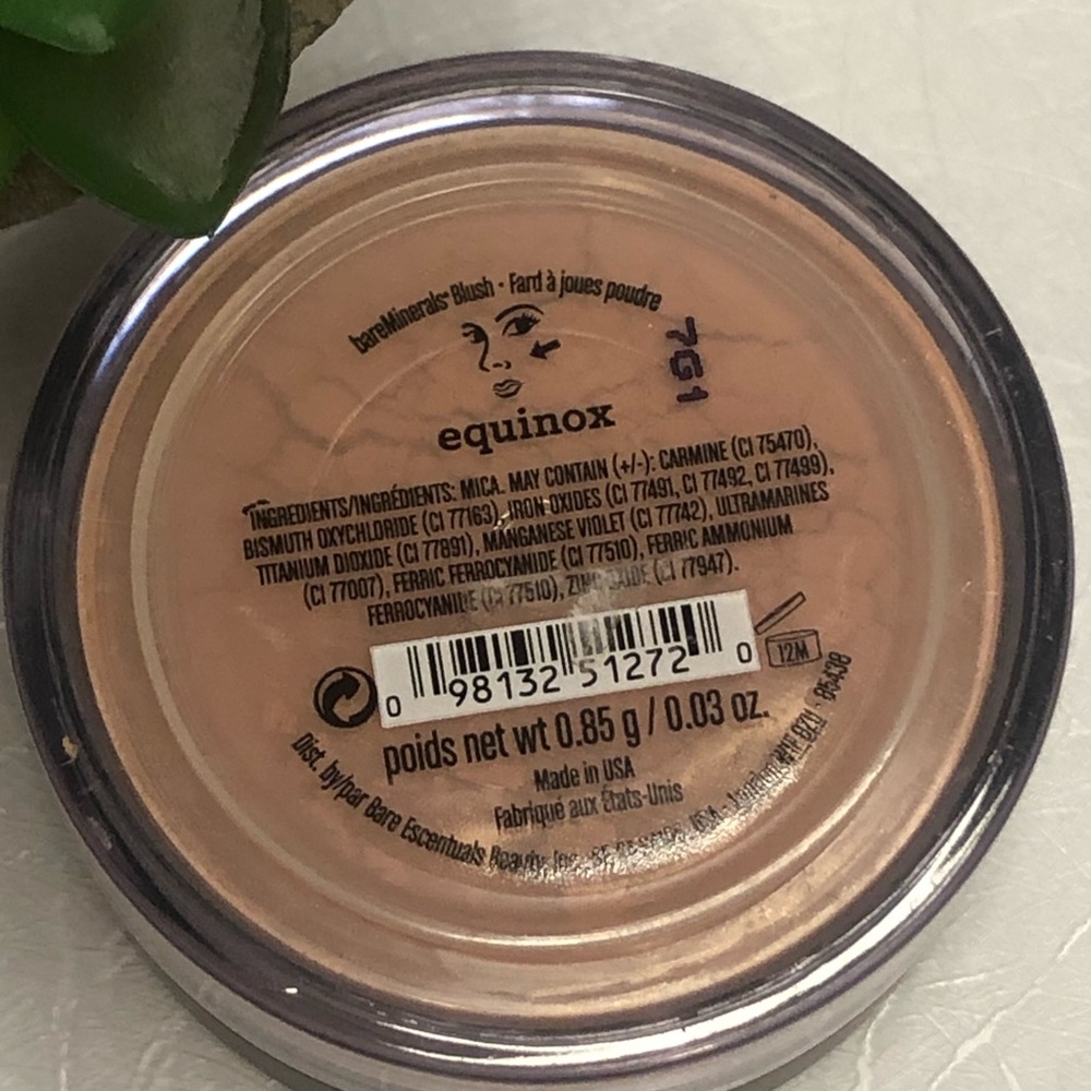 Bare Minerals Equinox Blush NWT never opened